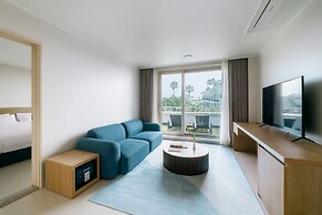 Bloom Hotel