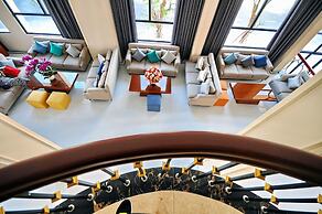 Sunflower Hotel
