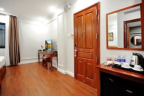 Sunflower Hotel