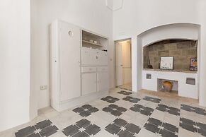 2082 Casa Gegè