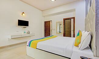 Itsy Hotels Golden Vista