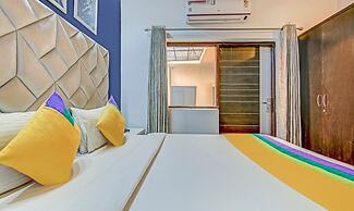 Itsy Hotels Golden Vista