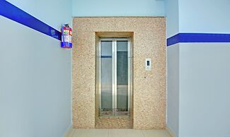 Itsy Hotels Golden Vista