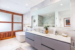 Maxwell Residences at Indah