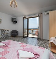 Studio Paula 5 300m From Sea