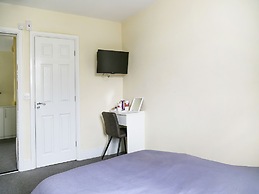 OYO Castle Hotel, Accrington