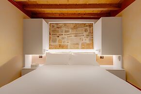 1881 Luxury Suites