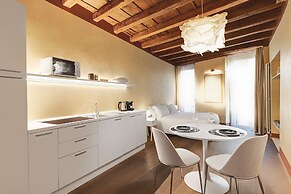 1881 Luxury Suites