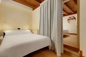 1881 Luxury Suites