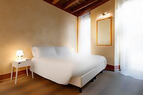 1881 Luxury Suites