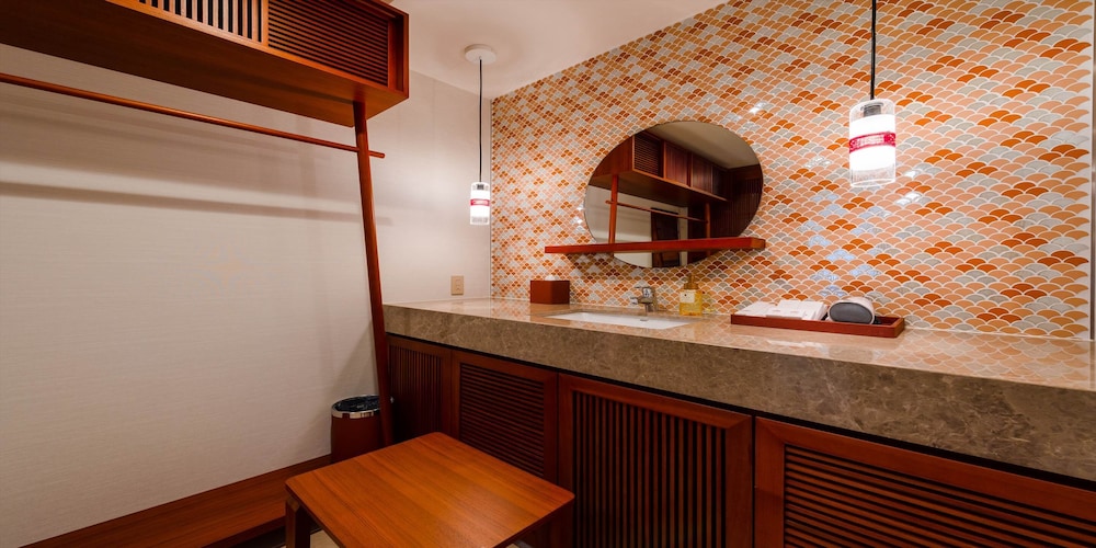 Oile by Zayra Resorts