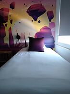 Arl Hotel
