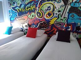 Arl Hotel
