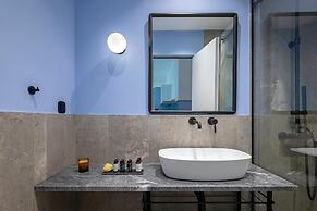 Acro Urban Suites