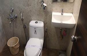 Hotel Grand Gaayatris
