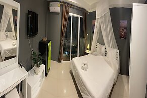 Be Rich Hotel