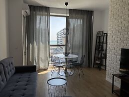 Seaside Mamaia