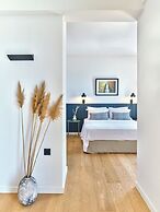 Magoo Suites