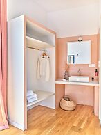 Magoo Suites