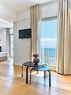 Magoo Suites