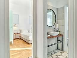 Magoo Suites