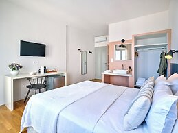 Magoo Suites