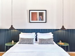 Magoo Suites