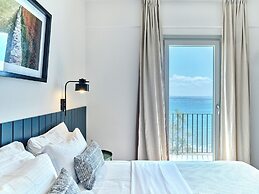 Magoo Suites