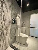Weifeng Boutique Business Hotel