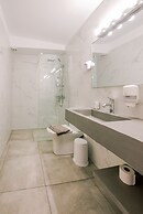 Acrocorinth Apartments