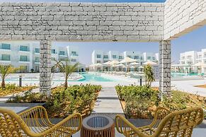 Tanoak Resort
