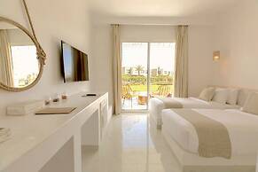 Tanoak Resort