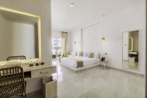 Tanoak Resort