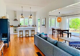 Meryta House