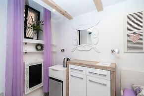 Lavender Room