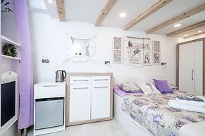Lavender Room