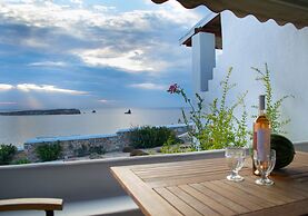 Holiday Sunset Villa Above the Beach