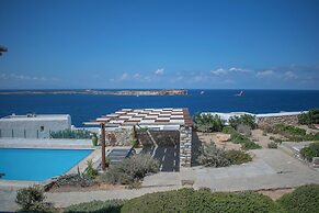 Holiday Sunset Villa Above the Beach