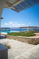 Holiday Sunset Villa Above the Beach