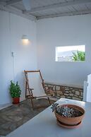 Holiday Sunset Villa Above the Beach