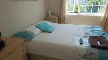 Room-en Suite Shower Room Double Room wi