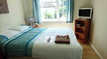 Room-double With Shared Bathroom Sleeps