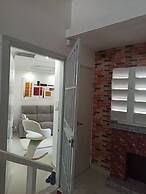 Luxurious Apartment 4to Level With Security Camera