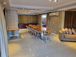 Savoy Lodge - Room
