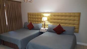 Savoy Lodge - Standard Double Room 7