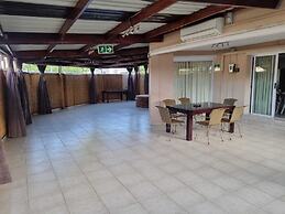 Savoy Lodge - Standard Double Room 7