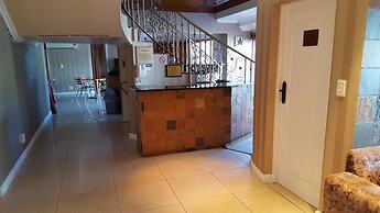 Savoy Lodge - Standard Double Room 7