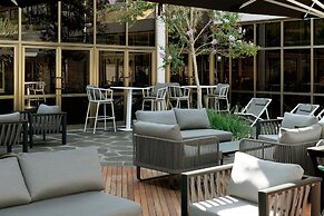 Shefayim Hotel