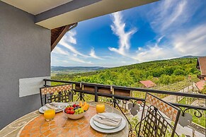 Vineyard Homestead Vrtin