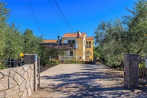 House Marija